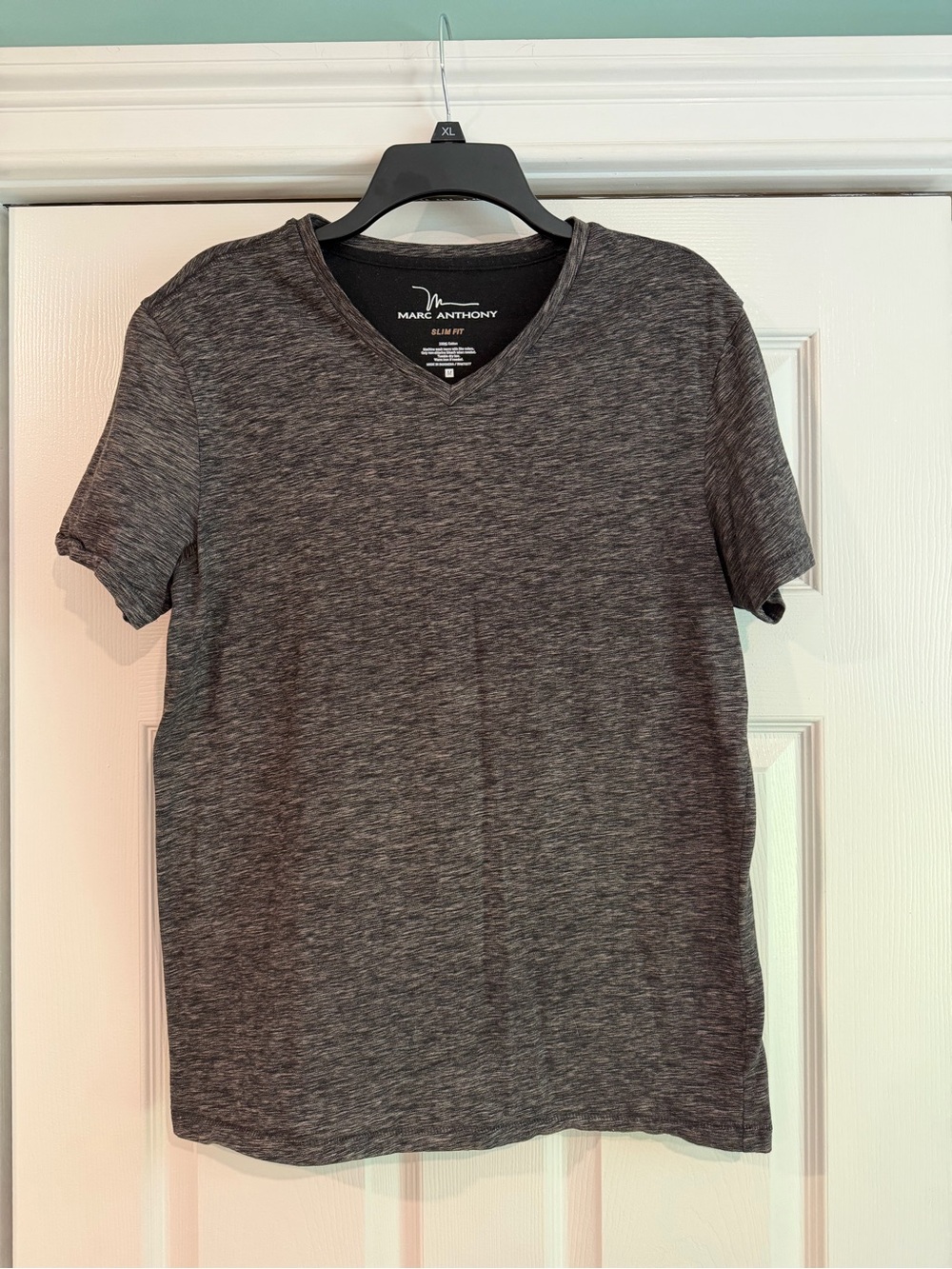 Marc Anthony Men's Heathered Gray Slim fit V-Neck T-Shirt